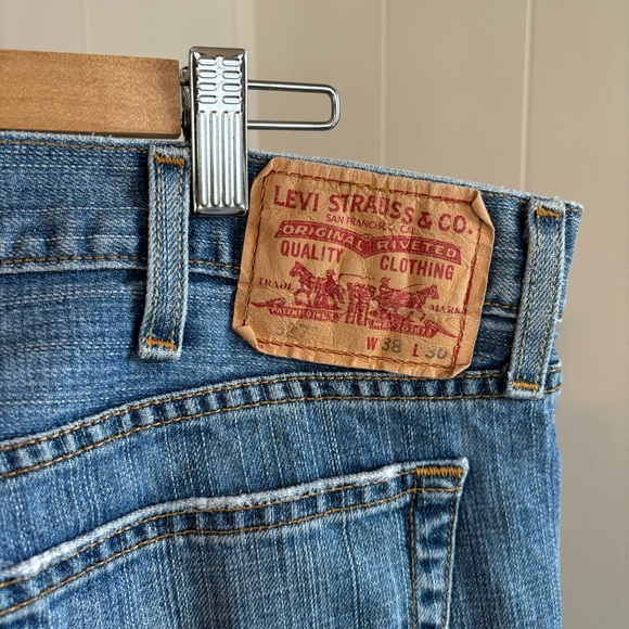 Levi's Other - Levis 527 Low Bootcut Cowboy Medium Wash Denim Blue Distressed Jeans Mens 38x30